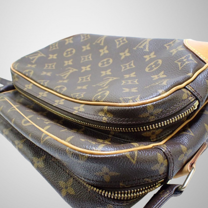 Louis Vuitton Nile PM - Redeluxury.com