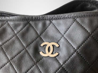 Chanel Shopper Tote - Redeluxury.com