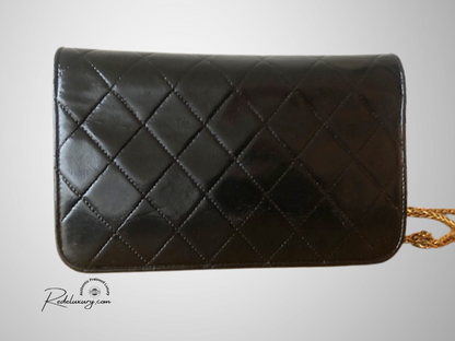 Chanel full flap mini inkl. autencitetsverificering - Redeluxury.com