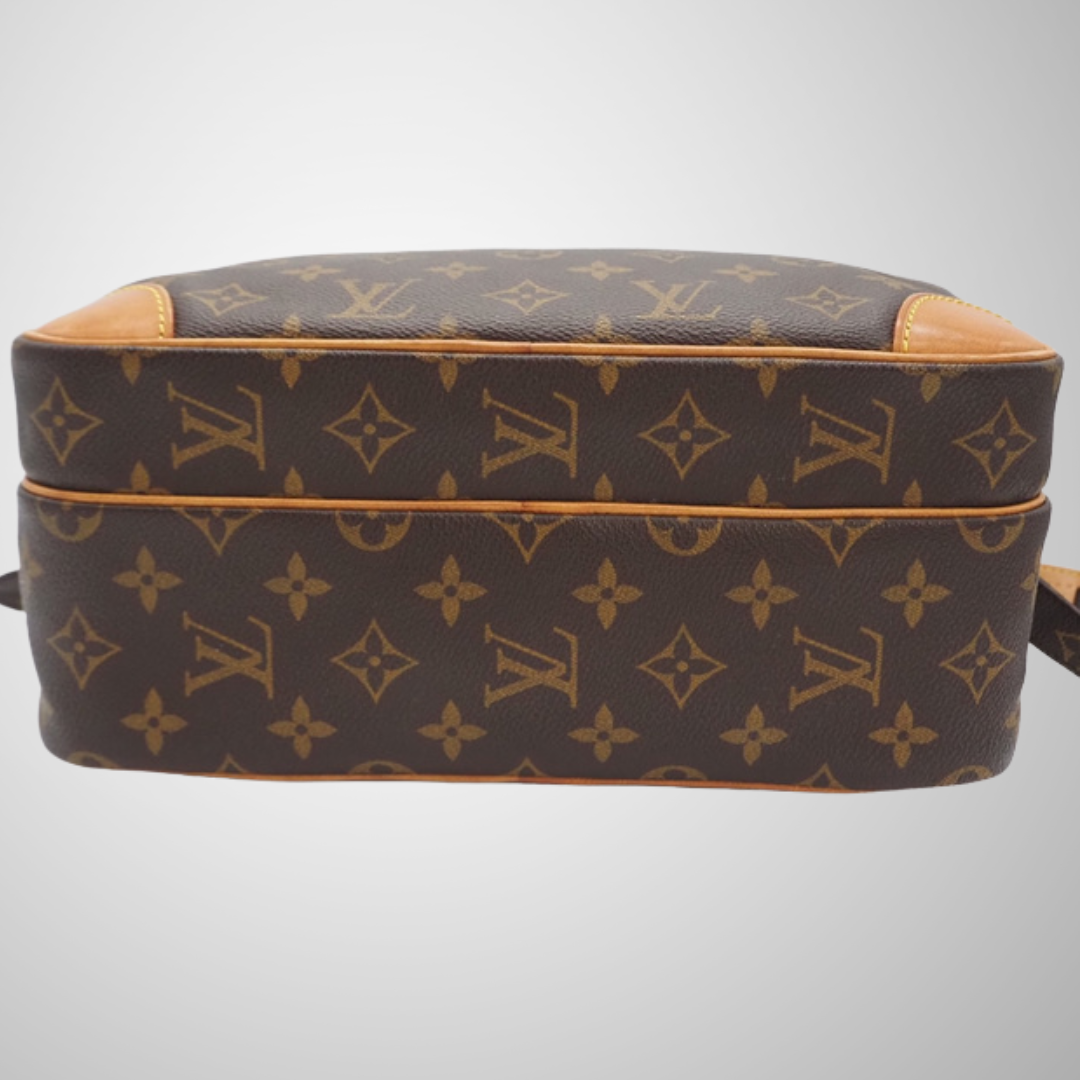 Louis Vuitton Nile PM