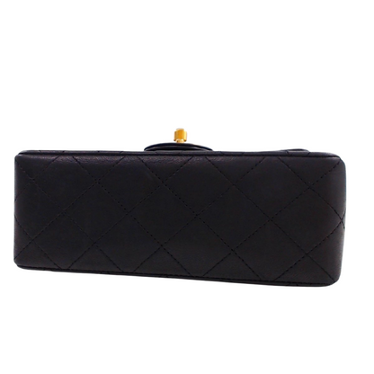 Chanel Mini Classic Flap m/ GHW - Redeluxury.com