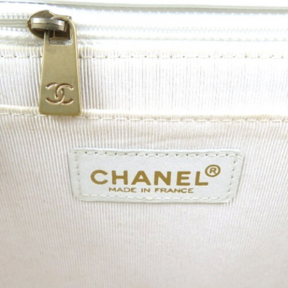 Chanel Classic medium med GHW - Redeluxury.com